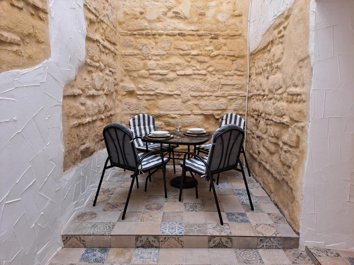 Apartamento La Zarzamora-Patio Privado Lägenhet Jerez de la Frontera Exteriör bild